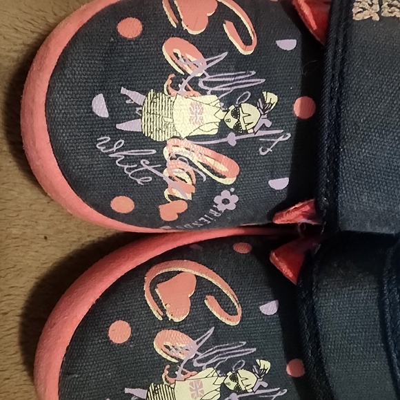 Kids Shoes Set of 3 - Picture 5 of 10